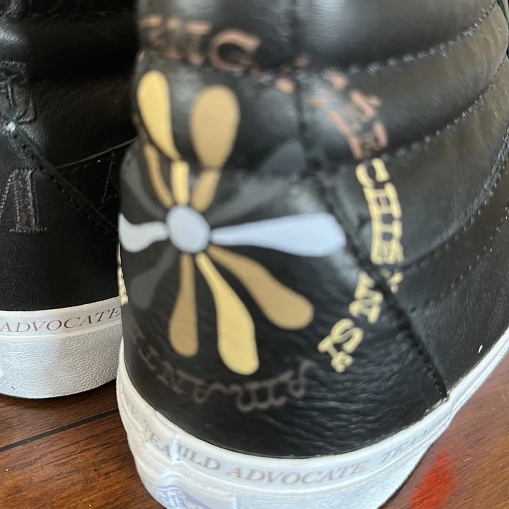 #67❤️ NWT Vans X Divine Energy HI Tops - Picture 6 of 10